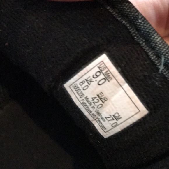 Vans Size 9 - Picture 4 of 8